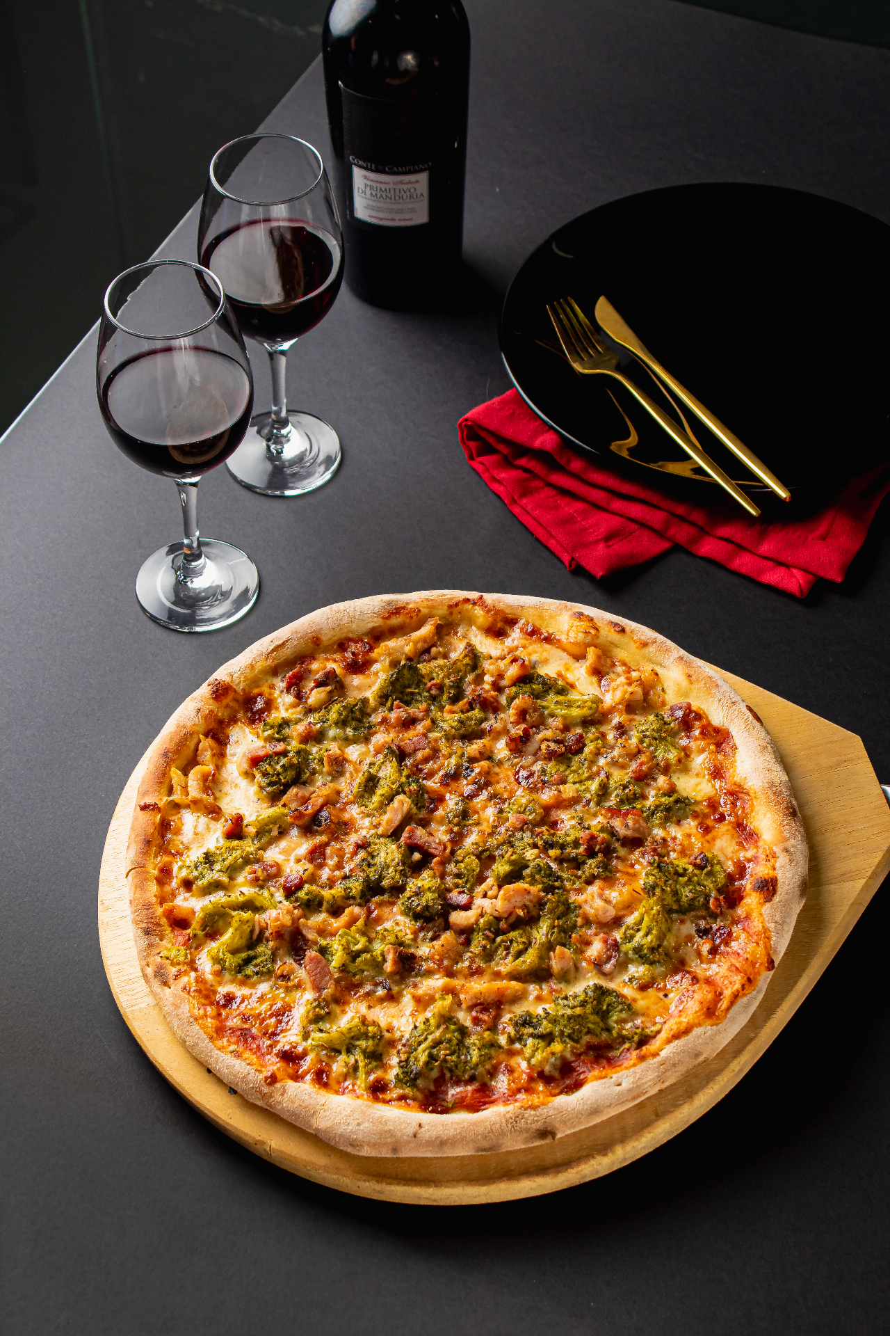 Pizza Brócolis com Bacon